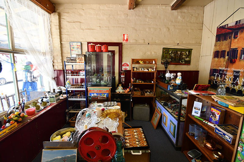 Collect interior 03