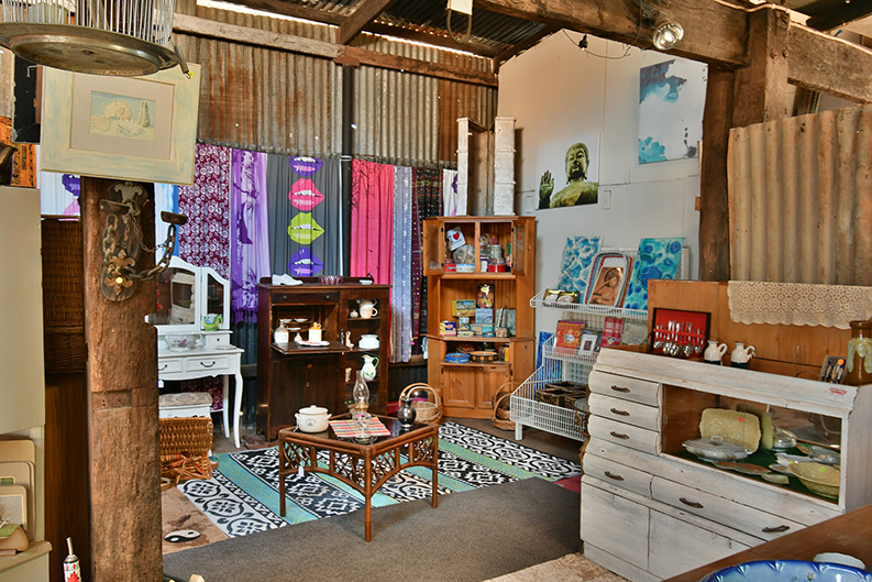 Treasure interior 02